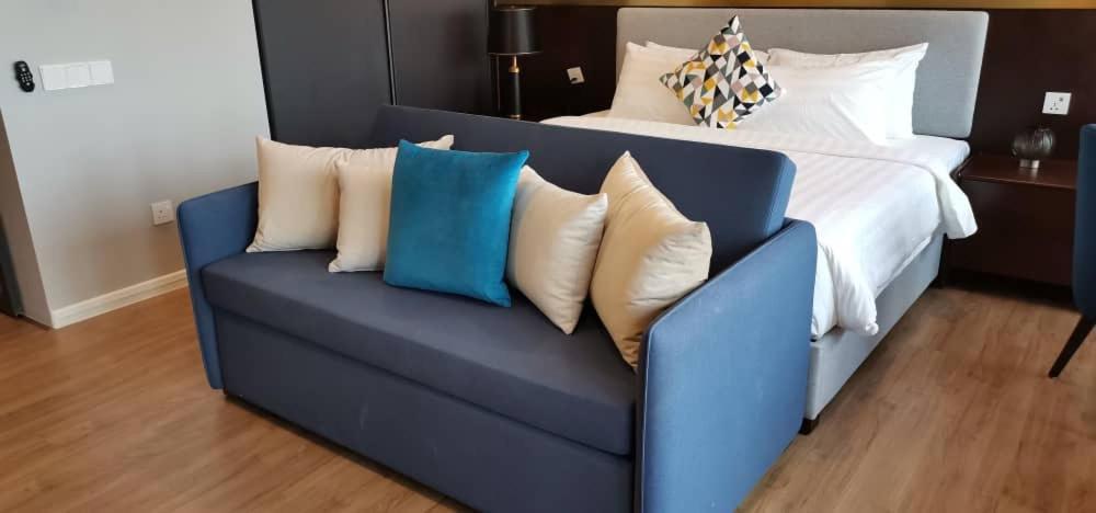 Ceylonz Seasonal Suites Kuala Lumpur Buitenkant foto